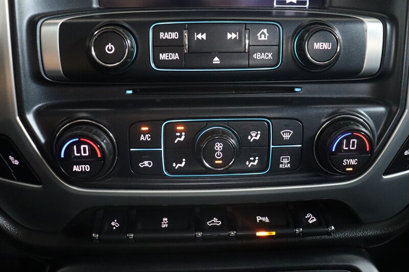 Used 2018 GMC Sierra 1500 SLT w/ SLT Premium Package AWD/4WD image 14