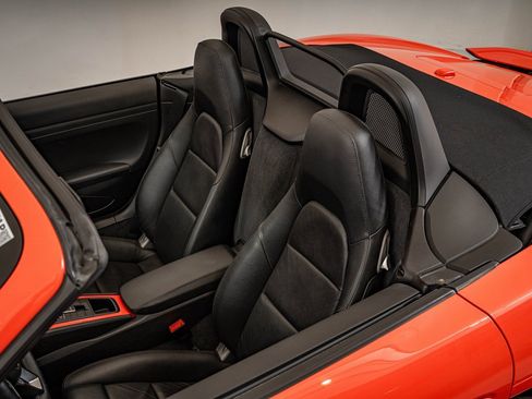 Used 2017 Porsche 718 Boxster S image 19