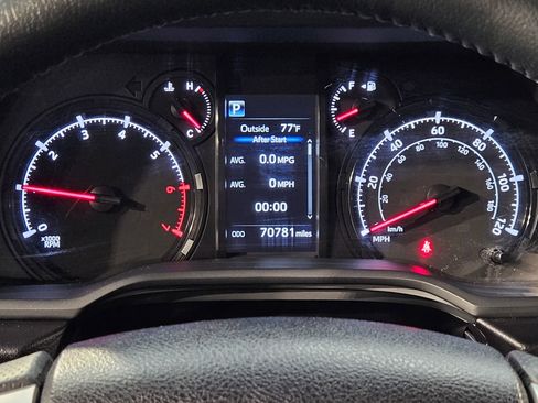 Used 2023 Toyota 4Runner SR5 Premium w/ Moonroof Package RWD image 15