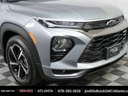 Used 2023 Chevrolet TrailBlazer RS image 34