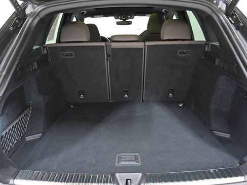 Used 2025 Audi Q5 Premium Plus w/ Premium Plus AWD/4WD image 21