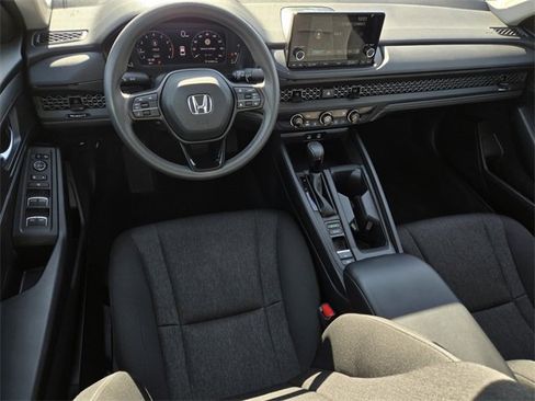 Used 2023 Honda Accord LX image 14