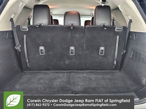 Used 2025 Nissan Pathfinder SL image 33