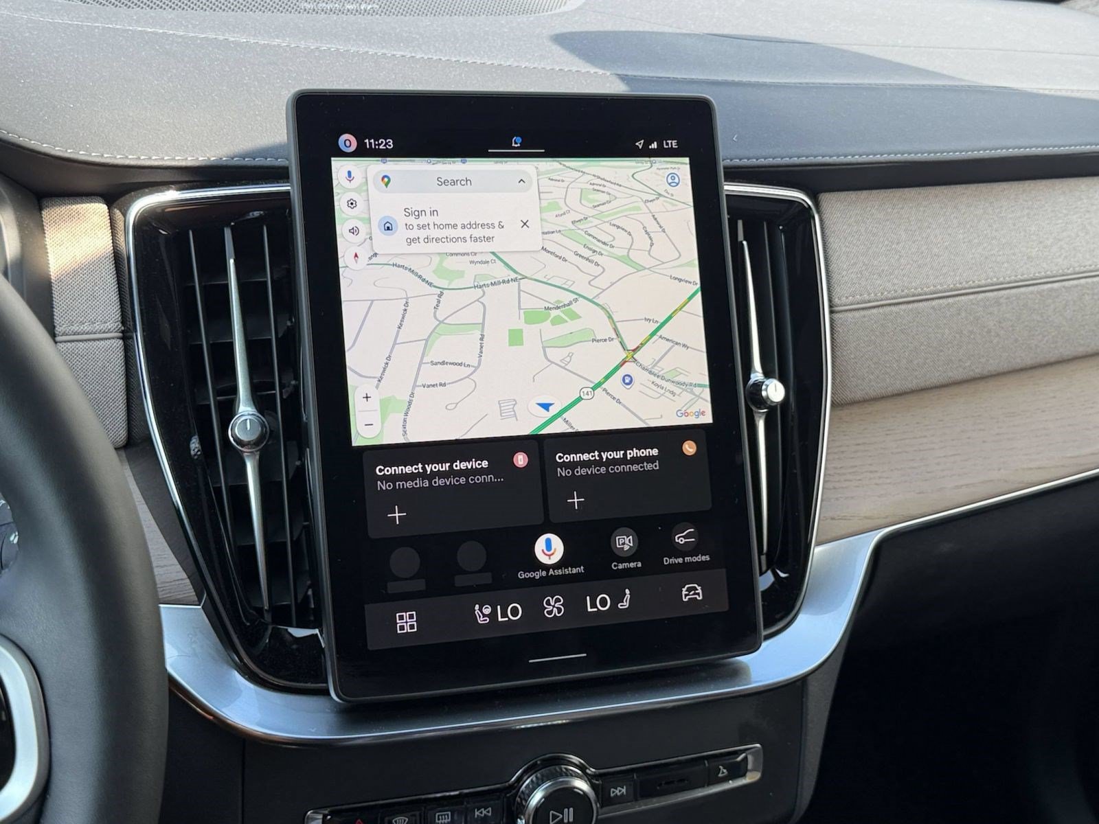 Certified 2026 Volvo XC90 B6 Plus AWD/4WD image 18