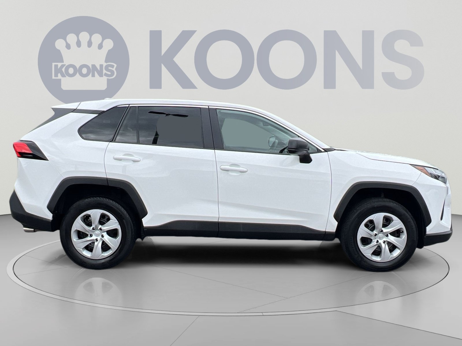 Used 2025 Toyota RAV4 LE AWD/4WD image 8