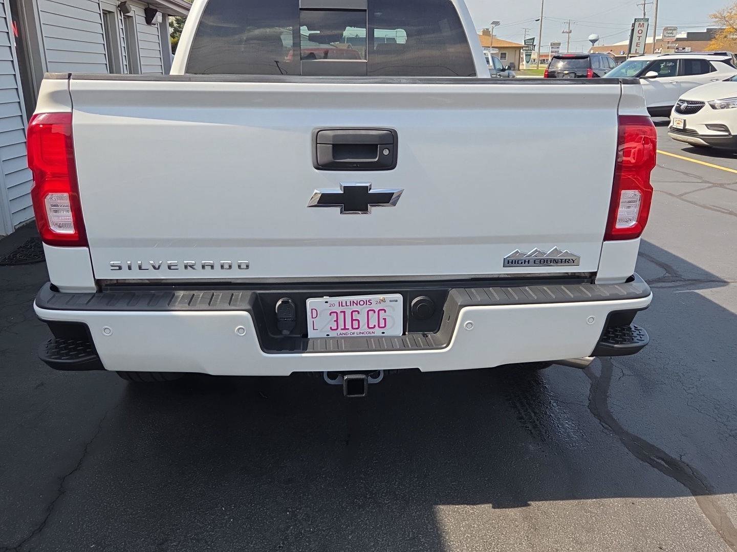 Used 2018 Chevrolet Silverado 1500 High Country AWD/4WD image 6