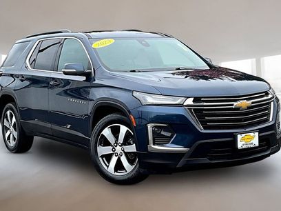 Used 2023 Chevrolet Traverse LT w/ LT Premium Package