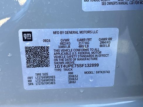 Used 2025 GMC Sierra 2500 AT4 w/ AT4 Premium Plus Package image 35