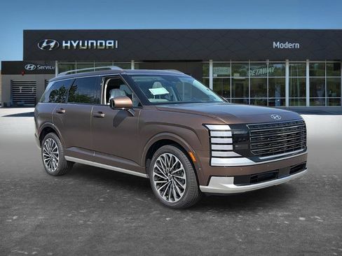 New 2026 Hyundai Palisade Calligraphy FWD image 2