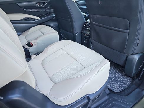 Certified 2023 Subaru Ascent Premium w/ Convenience Package image 11