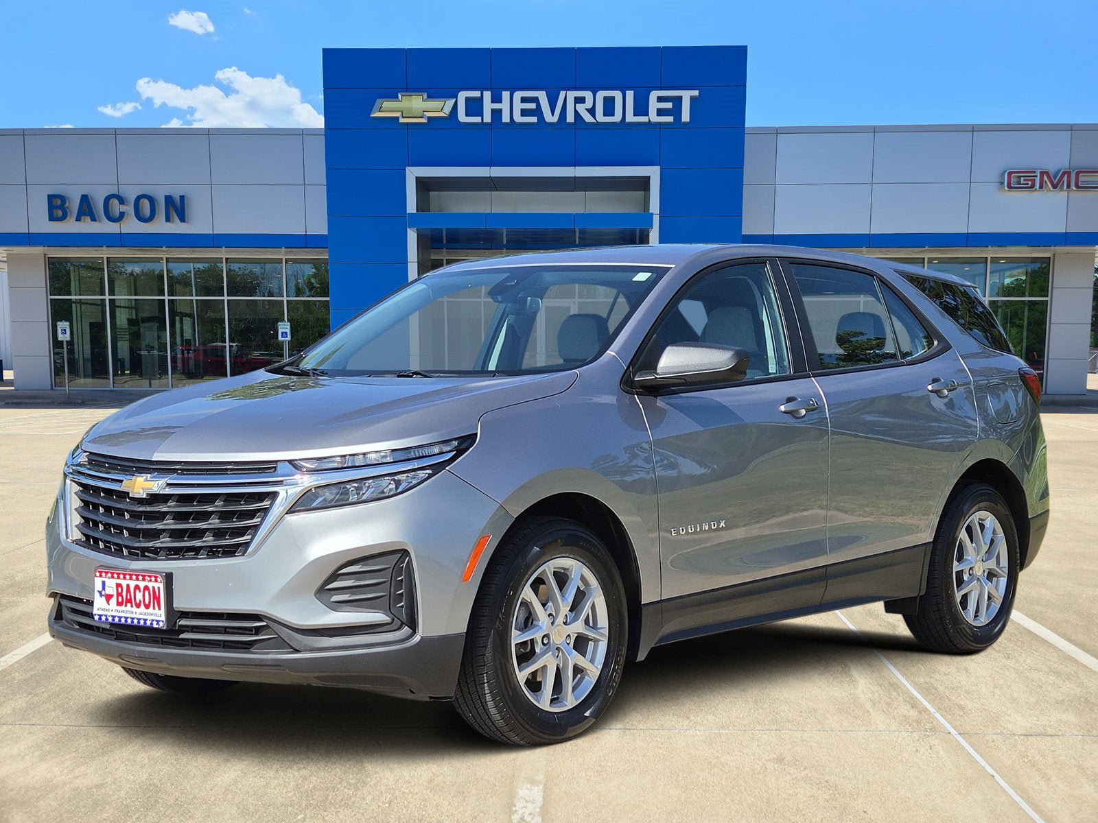 Used 2024 Chevrolet Equinox LS w/ Driver Confidence II Package FWD image 1