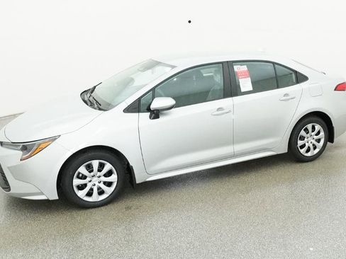 New 2026 Toyota Corolla LE image 21