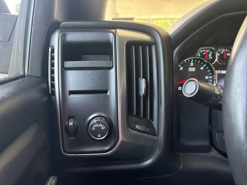 Used 2014 Chevrolet Silverado 1500 LT RWD image 16