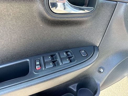 Used 2009 Chevrolet Malibu LT w/ Power Convenience Package FWD image 13