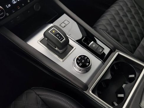 New 2026 Nissan Rogue Platinum AWD/4WD image 16