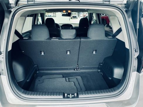 Used 2023 Kia Soul LX w/ LX Technology Package FWD image 28