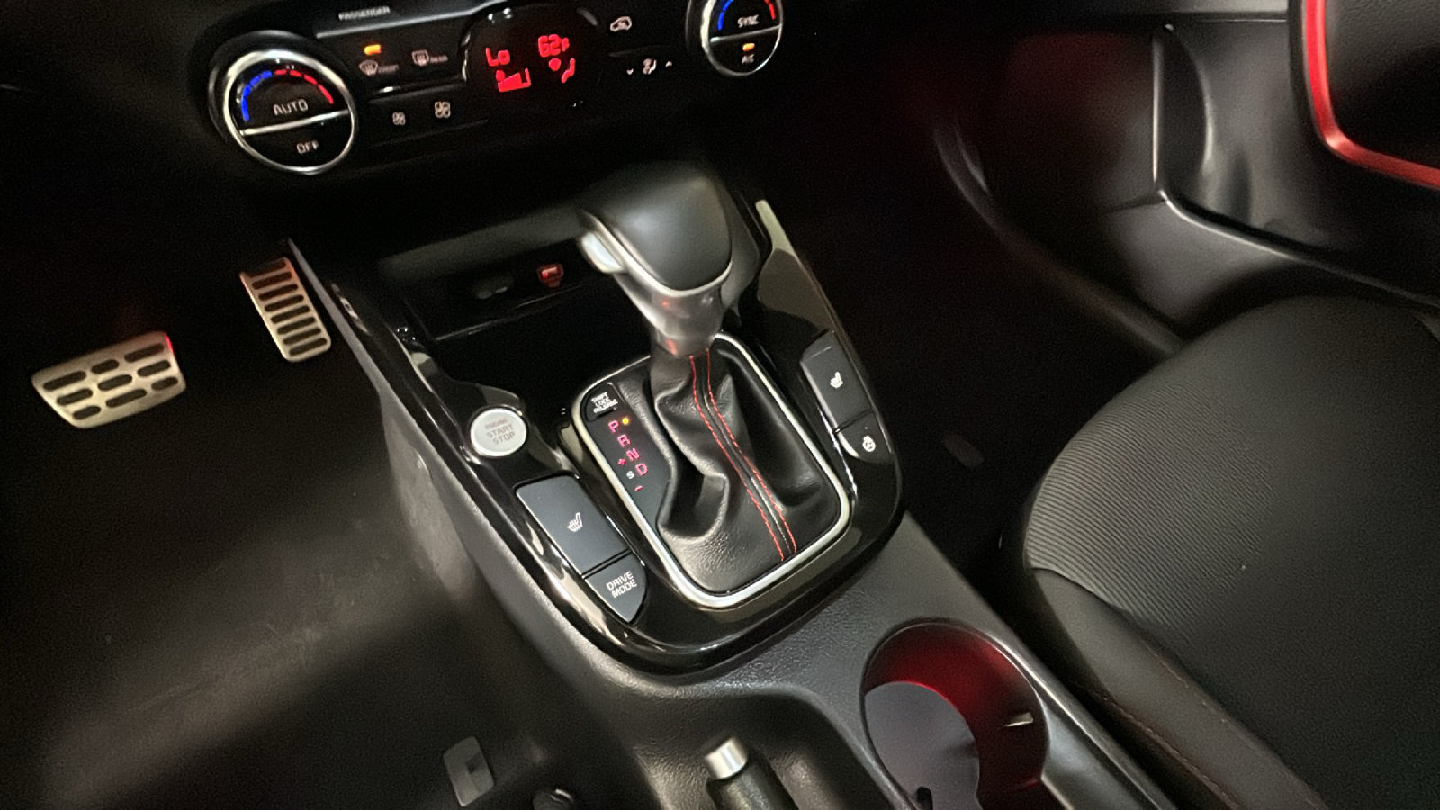 Used 2020 Kia Soul GT-Line Turbo FWD image 26