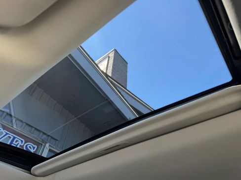 Used 2019 Nissan Pathfinder SL w/ SL Premium Package image 29