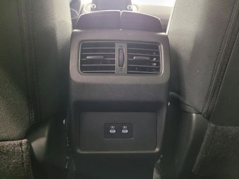 Used 2024 Nissan Rogue SV image 22