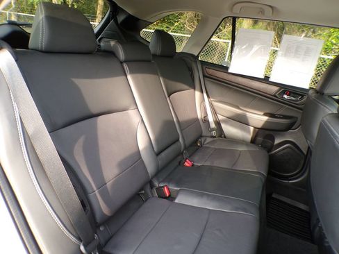 Used 2019 Subaru Outback 2.5i Limited w/ Popular Package #2 AWD/4WD image 18