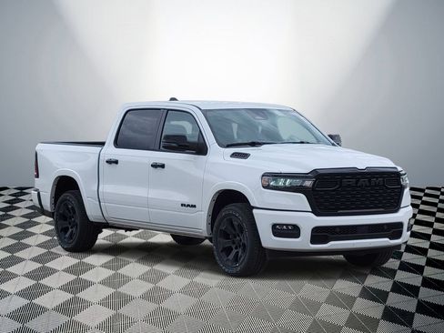 New 2026 RAM 1500 4x4 Crew Cab image 4