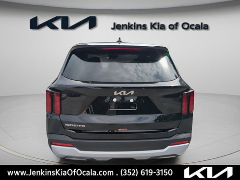 New 2026 Kia Sorento LX image 4