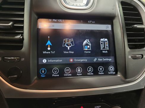 Used 2017 Chrysler 300 S w/ 300S Premium Group image 16