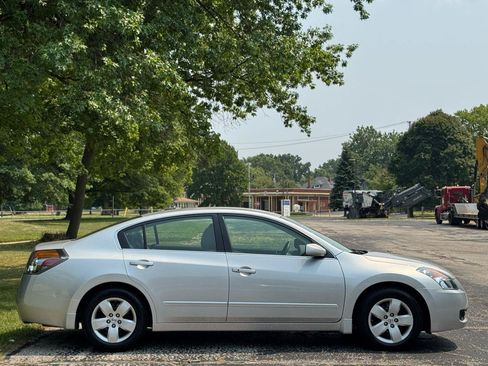 Used 2008 Nissan Altima 2.5 S FWD image 9