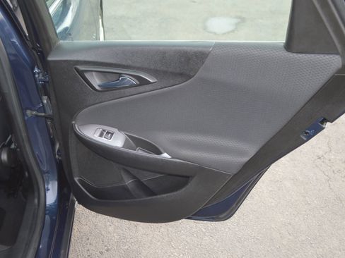 Used 2022 Chevrolet Malibu LT FWD image 23