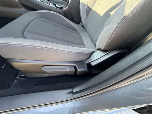 Certified 2025 Subaru Impreza 2.0i image 12