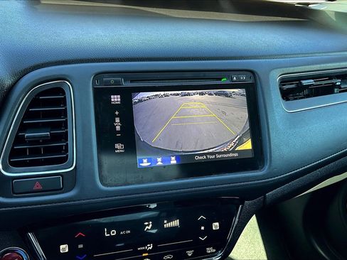 Used 2016 Honda HR-V EX image 19