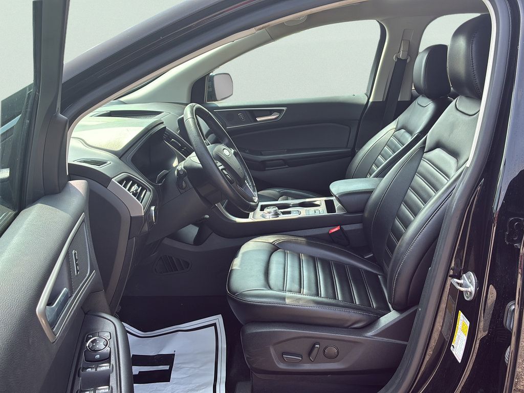 Used 2023 Ford Edge SEL AWD/4WD image 22