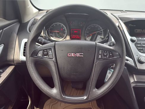 Used 2017 GMC Terrain SLE FWD image 13