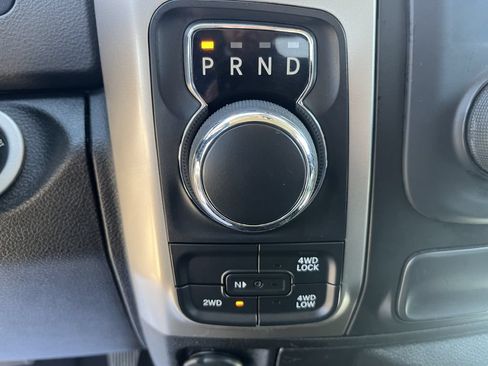 Used 2019 RAM 1500 Classic SLT AWD/4WD image 20