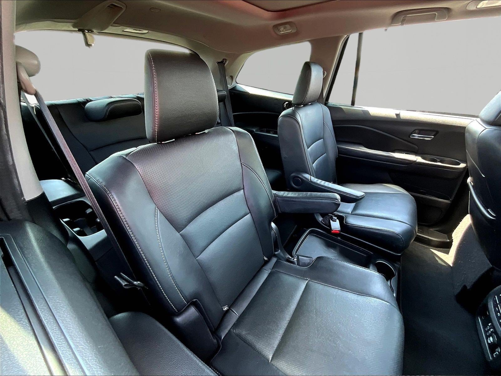 Used 2022 Honda Pilot Elite image 25