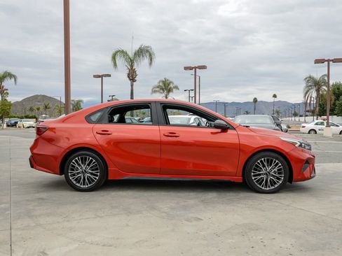 Used 2024 Kia Forte GT-Line w/ GT-Line Premium Package image 3