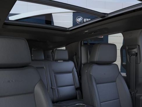 New 2026 GMC Yukon Denali w/ Denali Reserve Package AWD/4WD image 24