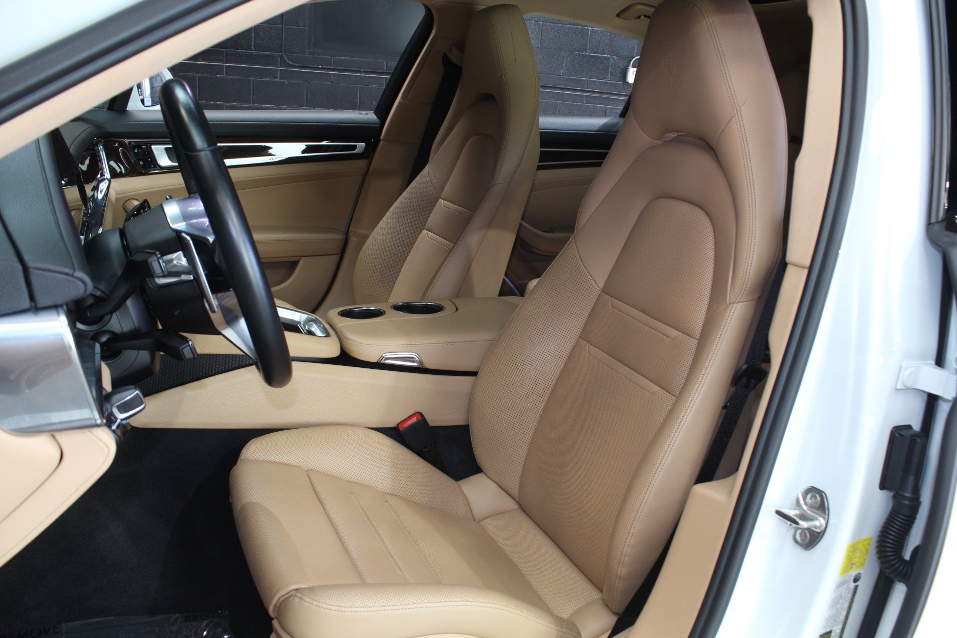 Used 2020 Porsche Panamera 4S AWD/4WD image 41