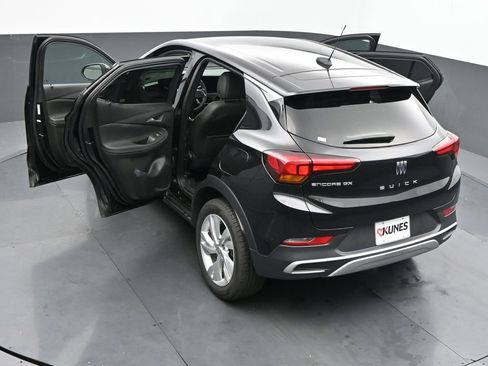 Used 2025 Buick Encore GX Preferred image 66