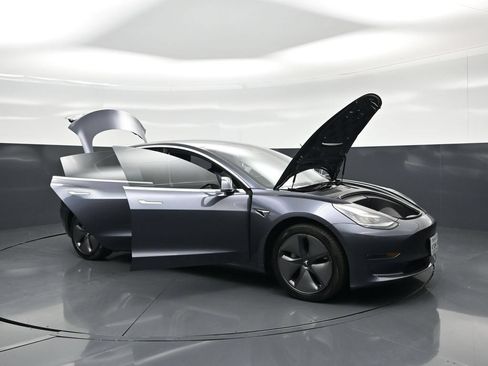 Used 2020 Tesla Model 3 Long Range AWD/4WD image 27