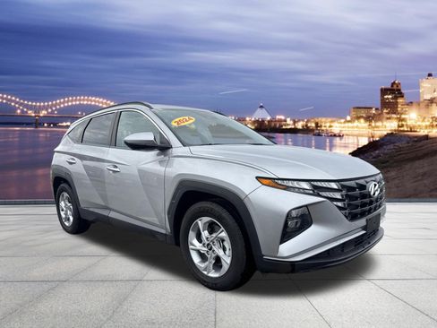 Used 2024 Hyundai Tucson SEL FWD image 4