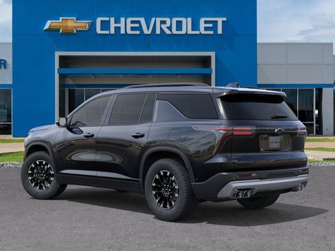 New 2026 Chevrolet Traverse Z71 w/ Driver Confidence Package AWD/4WD image 3