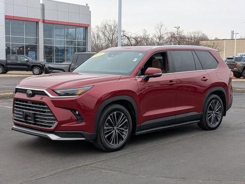 Used 2024 Toyota Grand Highlander AWD Hybrid image 4