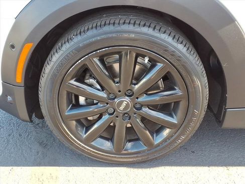 Used 2018 MINI Cooper S image 14