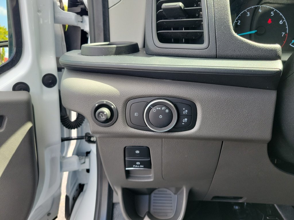 Certified 2025 Ford Transit 250 Low Roof w/ Exterior Upgrade Package RWD image 22