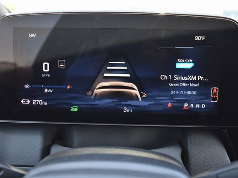 New 2025 Chevrolet Equinox EV LT image 13