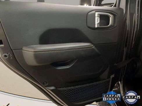 Used 2025 Jeep Wrangler Unlimited Sahara w/ Safety Group image 90