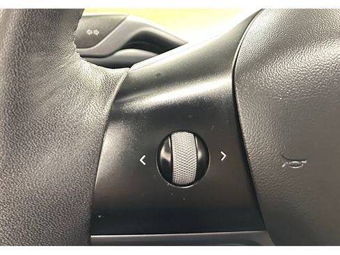 Used 2021 Tesla Model 3 Long Range AWD/4WD image 25