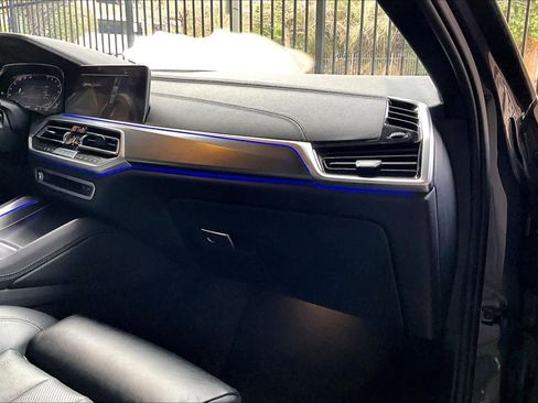 Used 2022 BMW X6 xDrive40i image 19