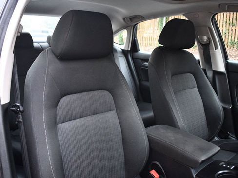 Used 2022 Honda Civic EX image 24